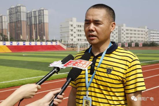 揭东区教育局直属教育组工作人员 黄勤亮