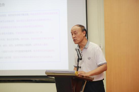 广东省物流行业协会执行会长马仁洪