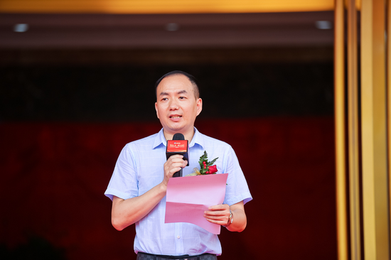 辉煌集团董事长_神州辉煌董事长王玉爽