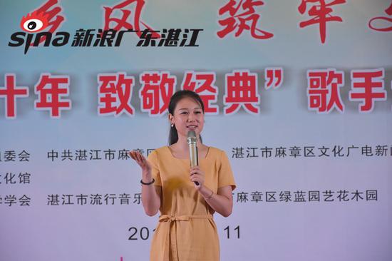 评委老师点评 苏灵淼摄