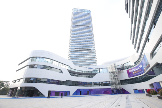 凯德MALL•180所在综合体实景图