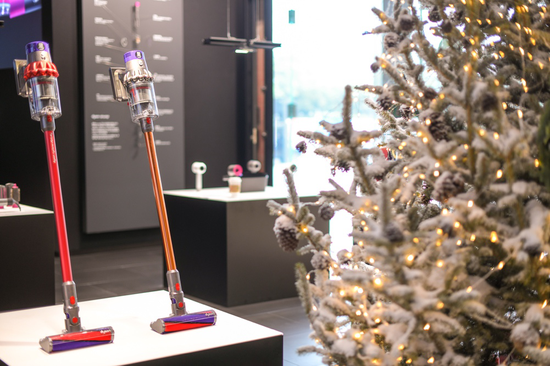 Dyson Cyclone V10无绳吸尘器