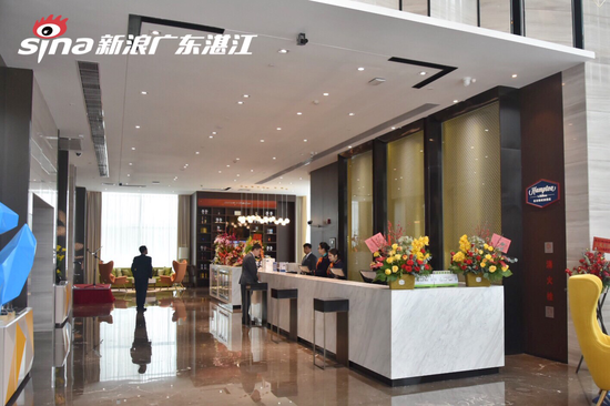 酒店大堂