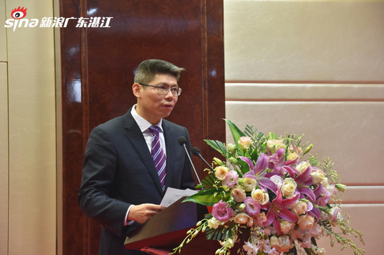 中国光大银行湛江分行党委书记黄安发言