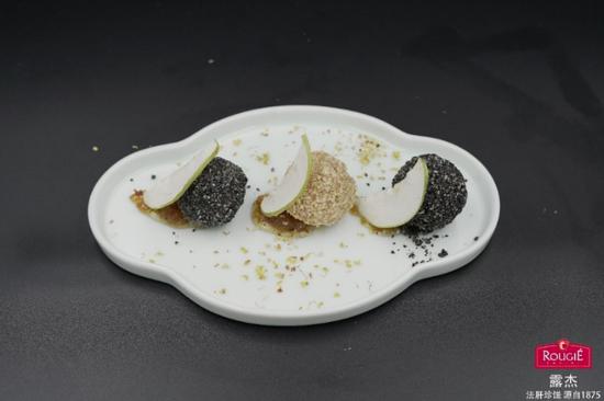 四川青花椒法肝酱配芝麻(厨师刘文枝和美食家庄臣)