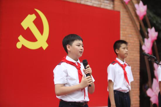 越秀区“英雄花·英雄城”红色研学系列活动(图片摄影:胡瀛斌)