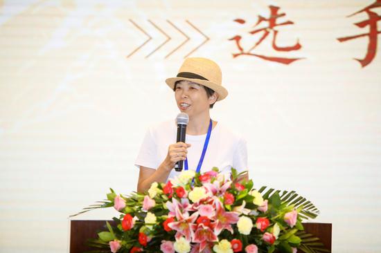 冯红女士发表参赛感言