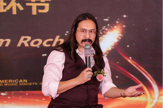 圣安东尼奥国际电影节主席Mr.Adam Rocha发表致辞