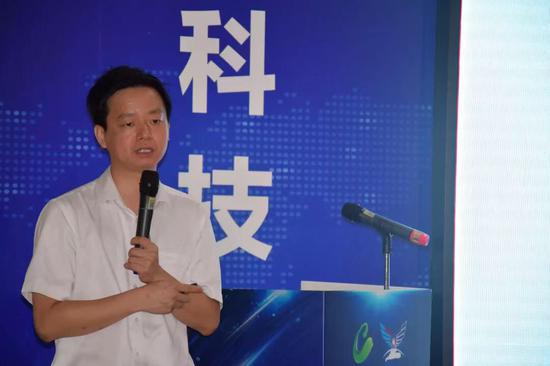 工商银行中山分行普惠金融部总经理史卫东讲解双创大赛服务方案