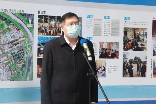 (市委常委、南海区委书记闫昊波对新一年的村级工业园升级改造工作作战略部署。)