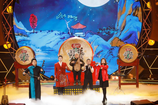 5位国乐大师演奏演唱第三季节目主题曲《天籁合鸣》