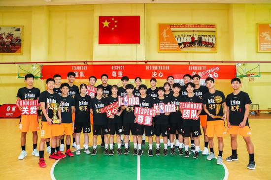深圳市第二实验学校包揽男女组冠军