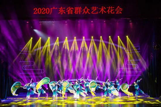 舞蹈《我们的田野》剧照 (2020年广东省群众艺术花会舞蹈类金奖)