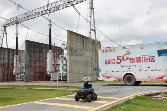 南沙供电局运营监控中心运用5G技术防止外力破坏。（南沙供电局供图）