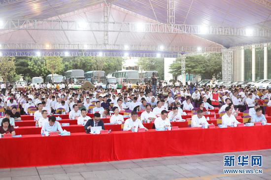 化州市乡村振兴之化橘红丰收开采暨封坛活动现场。新华网发(黄泽胤 摄)