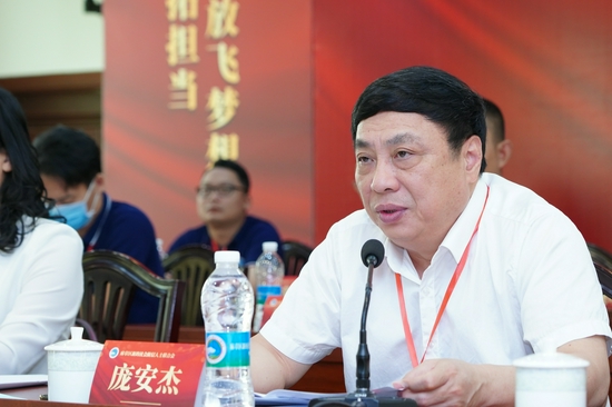 湛江市委统战部常务副部长庞安杰讲话