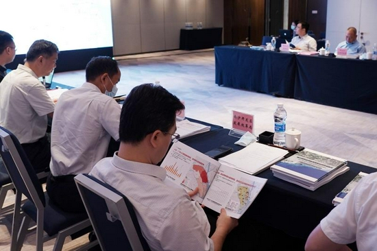 南沙召开规划建设研究专家咨询会,权威专家为南沙高品质开发建设出谋划策。刘伟拍摄