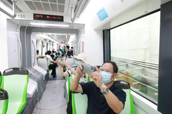 市民体验南海有轨电车
