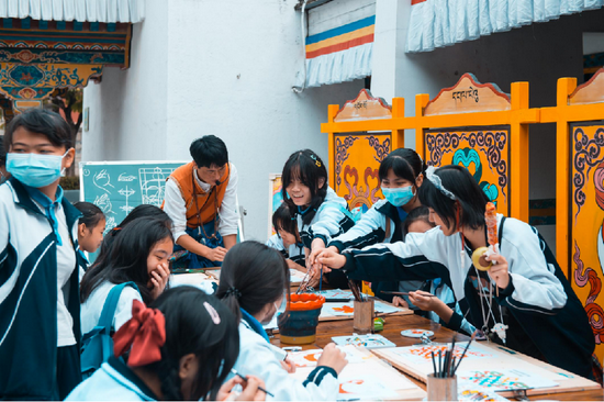 深圳锦绣中华·中国民俗文化村藏族“唐卡”教学