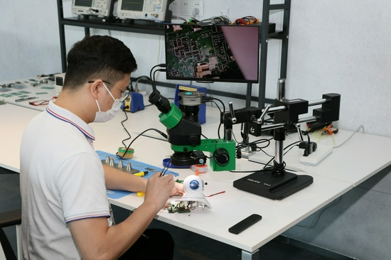 广东省网络安全应急响应中心的网络安全实验室。李建均 摄