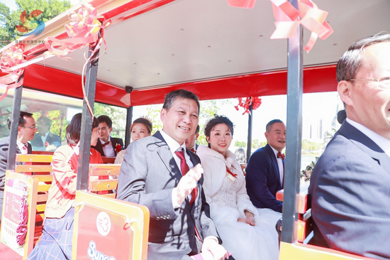 花车巡游