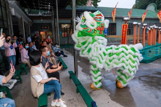 黄飞鸿狮艺武术馆