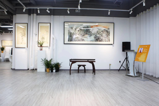 画展现场图