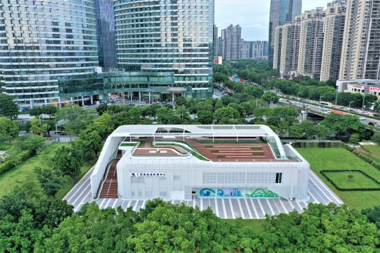 位于广州市的“月光宝盒”110千伏猎桥变电站。