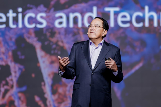 伦敦大学药理学博士/如新集团全球首席科研执行副总裁曾润海