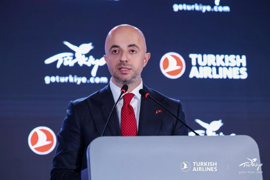 土耳其航空首席营销官Ahmet Olmuştur