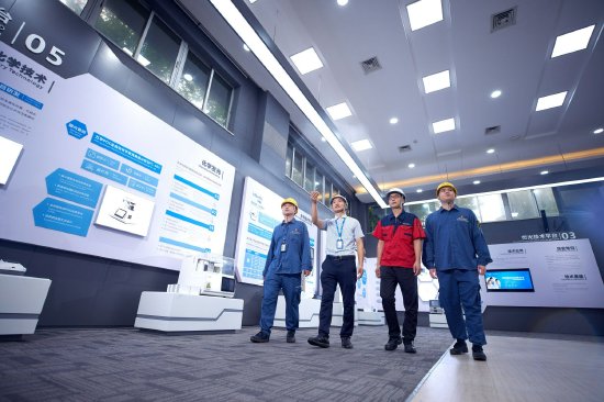 广州供电局构建现代供电服务体系,发布“用电+用能+金融”系列产品。