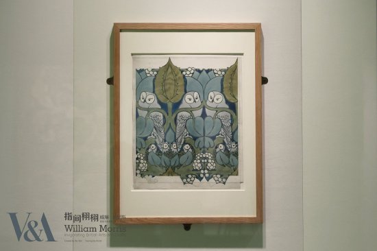 猫头鹰,壁纸和纺织品设计图 查尔斯·沃塞 设计 1897年 维多利亚与艾尔伯特博物馆