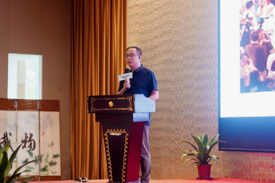 易海创腾COO 魏涛发表《数字化转型,打造海外营销新格局》主题演讲