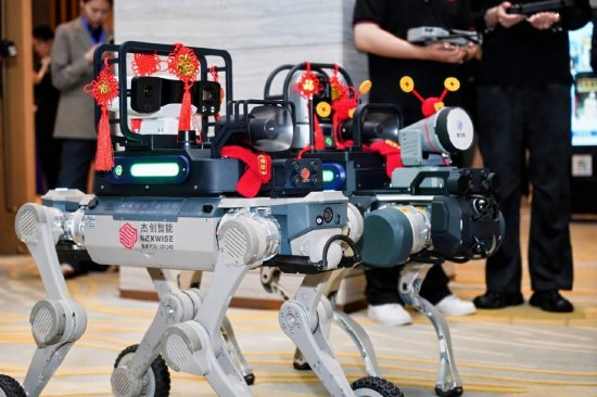 &nbsp;杰创智能AI机器狗