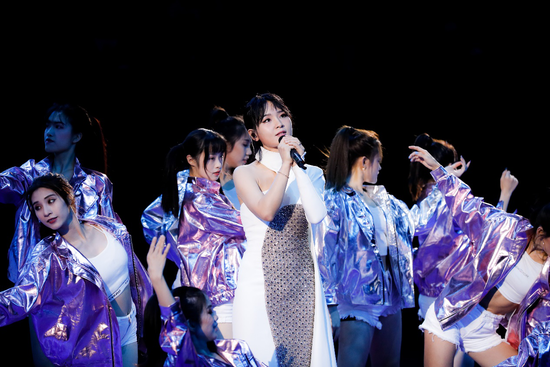 2019 年WTA 年终总决赛开幕式周笔畅献唱