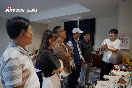 评委评选实物作品