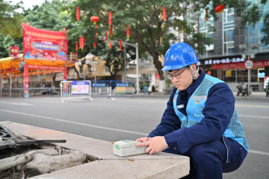 “星级水管家”对花市用水水质进行检测