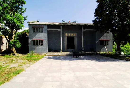 灵湖古寺