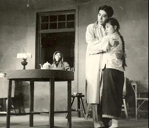 ▲1956年天津人艺经典话剧《雷雨》剧照