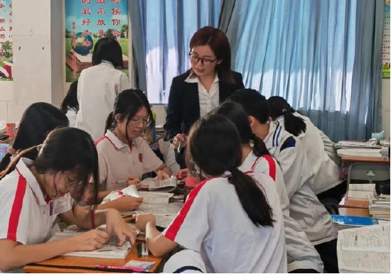 桂洲中学“三动三性”课堂教学改革