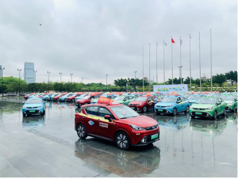 1500台全新升级版GE3 530 纯电SUV出租车出发上路