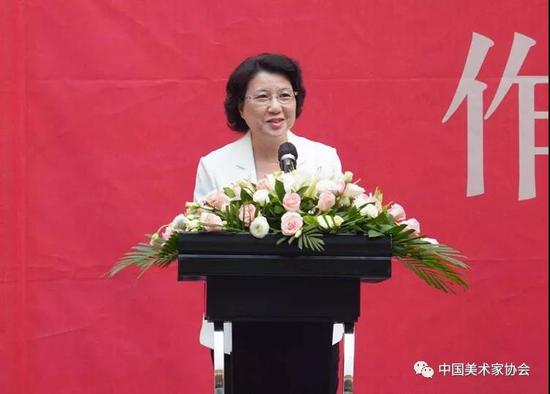 广州市委常委、宣传部部长徐咏虹致辞