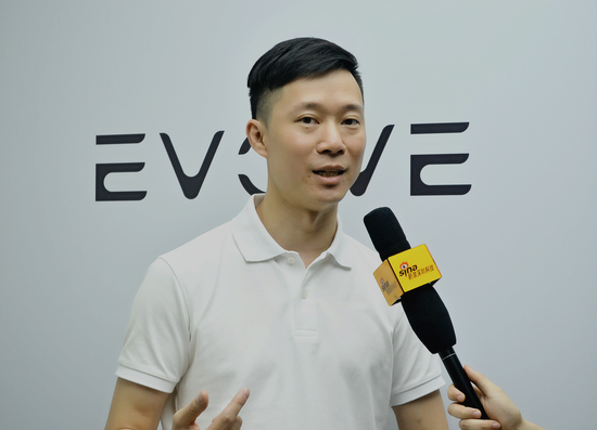 亿雾副总裁 骆峰