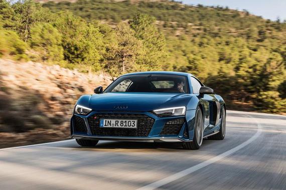 R8 Coupe