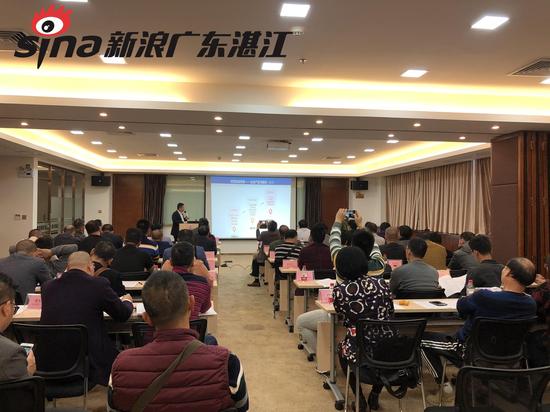 遂商产业孵化基地建设意见政策交流会现场