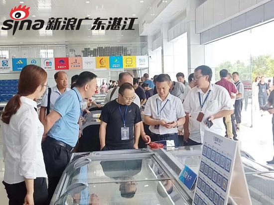 中国海鲜委考察团到湛江海产品展示中心考察