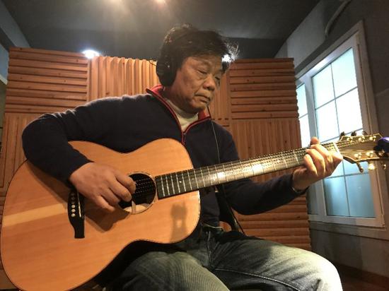 靓仔炜(吉他演奏家)