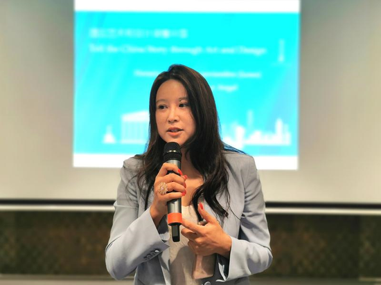 西班牙新丝路协会会长向静女士致辞