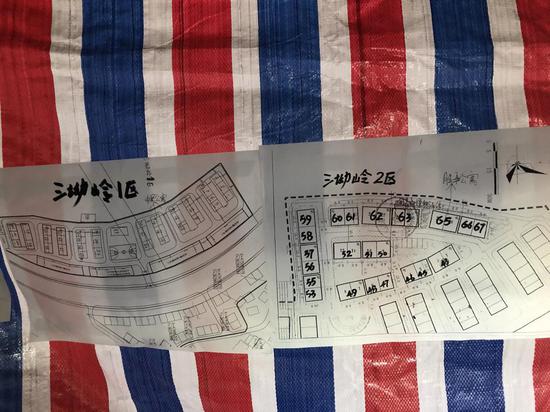 卡点处张贴了三坳岭居民小组平面图