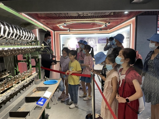 市民了解顺德工业发展历史